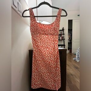 Same style dress as the one Belly (From TSITP) wore on her birthday in season 1!